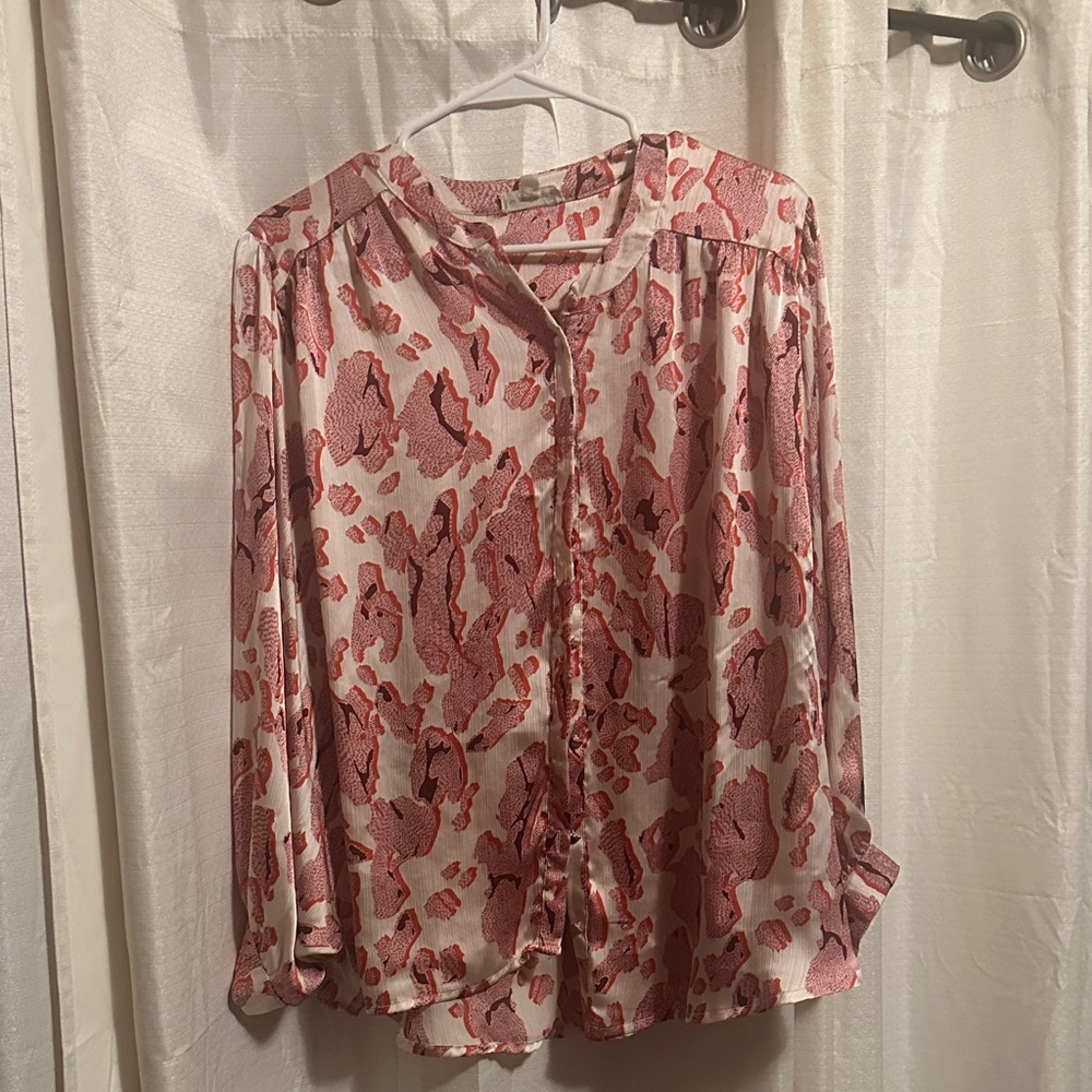 Eesome Red and White Patterned Blouse